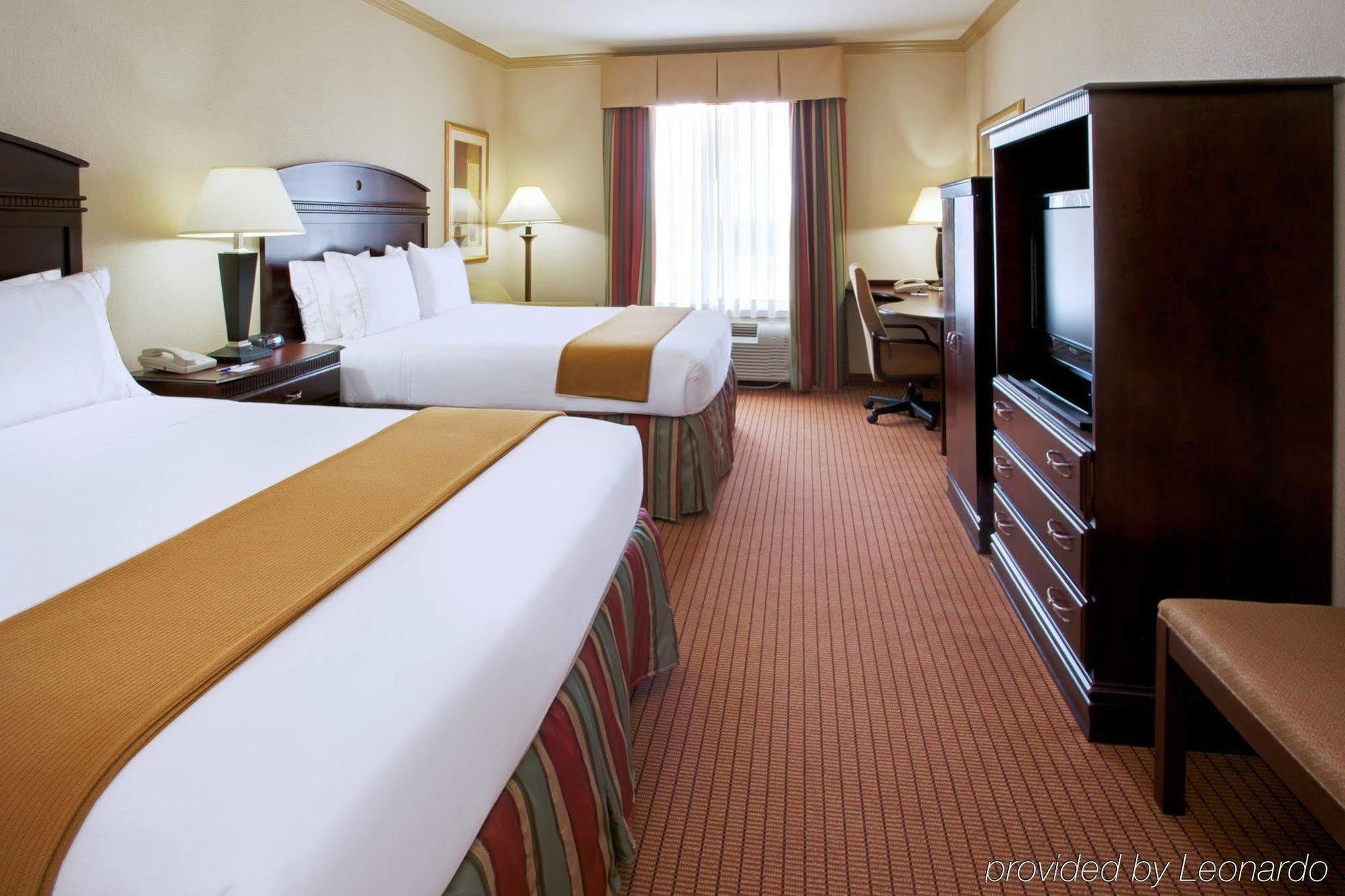 Holiday Inn Express & Suites Wharton By Ihg Phòng bức ảnh
